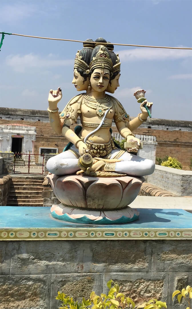 Статуя Брахмы. Храм Брахмы, Тируччираппалли, Индия