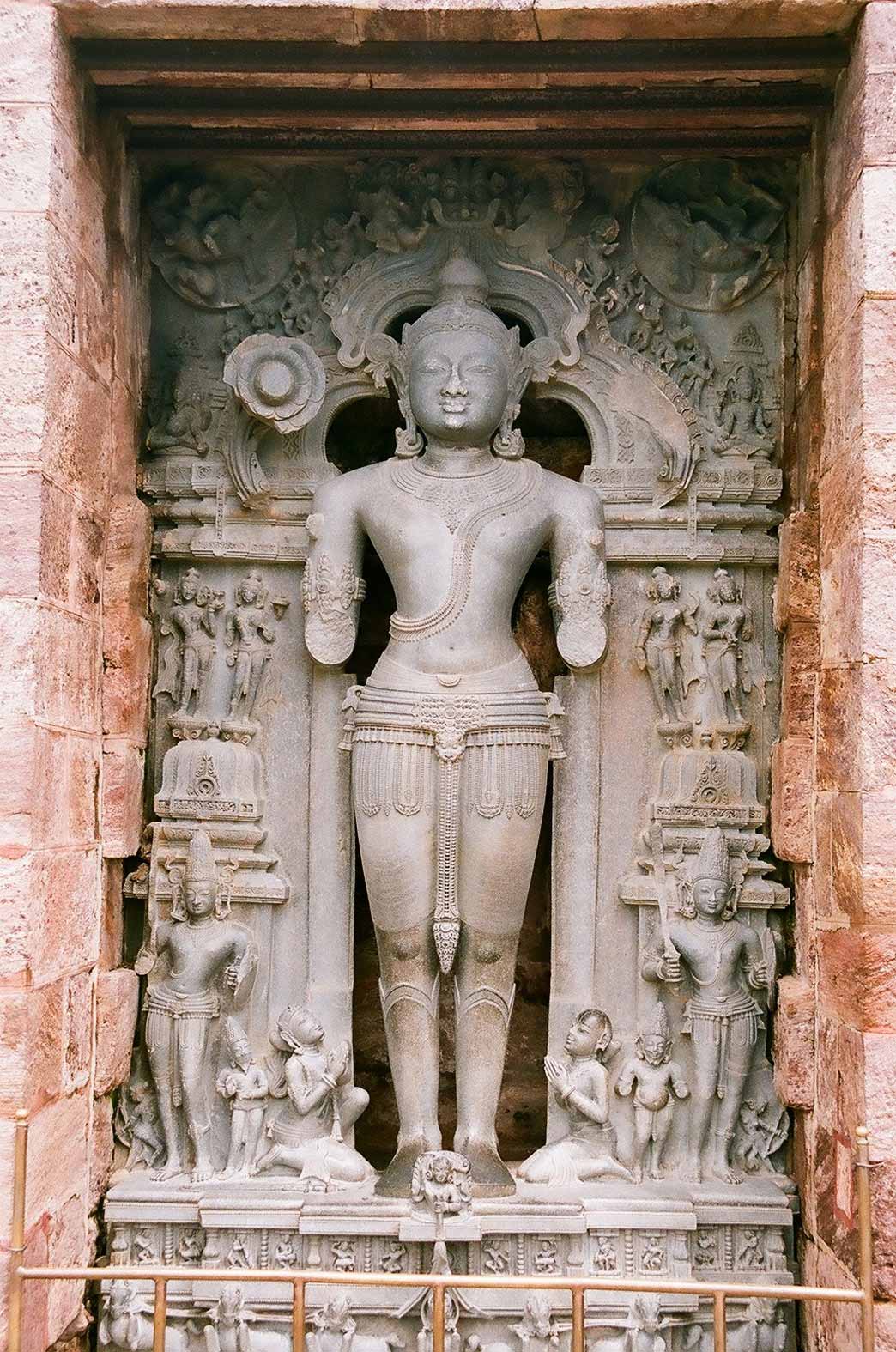 Статуя бога Сурья в храме бога Солнца